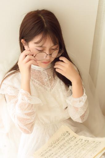 三人闺蜜名一男二女