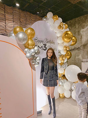 亭亭玉立四月天月色阑珊处情已晚